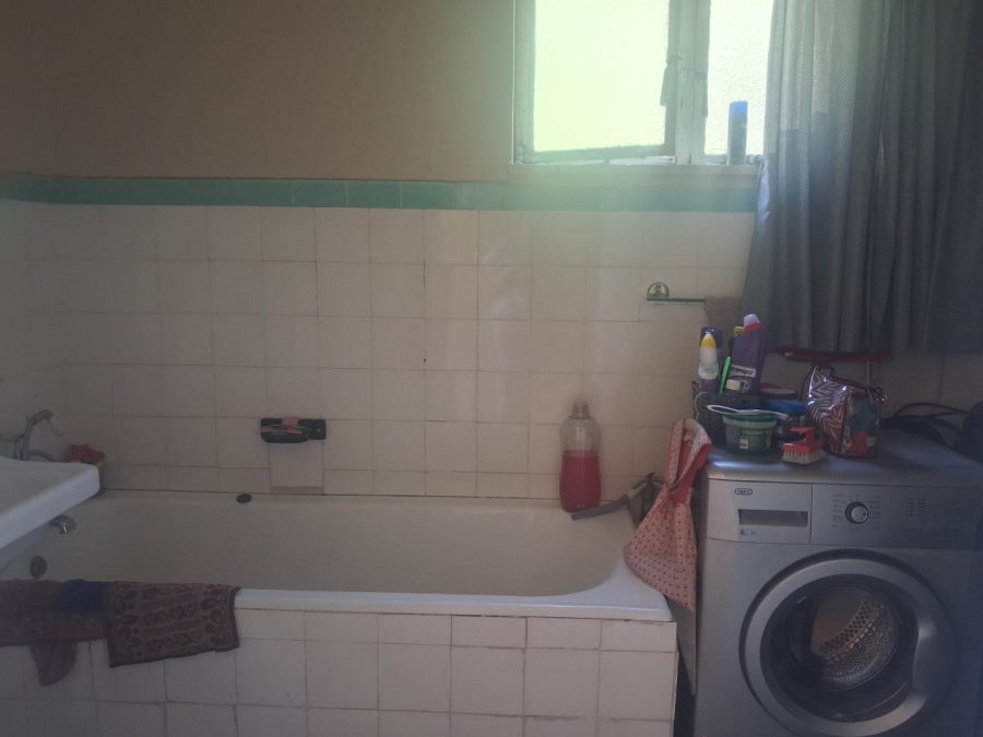To Let 1 Bedroom Property for Rent in Bloemfontein Free State